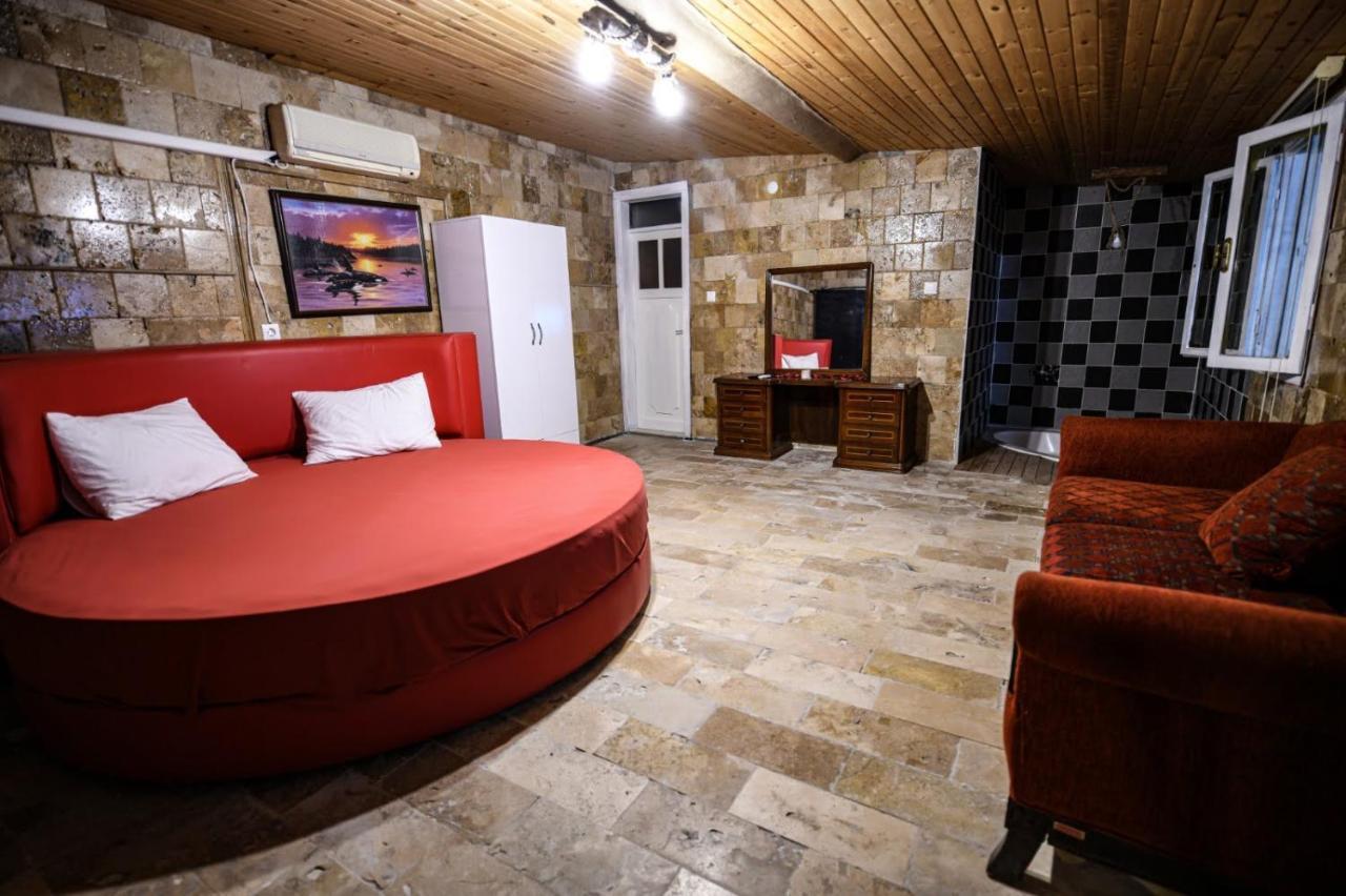 Joy Garden Bed & Breakfast Karahayit  Luaran gambar