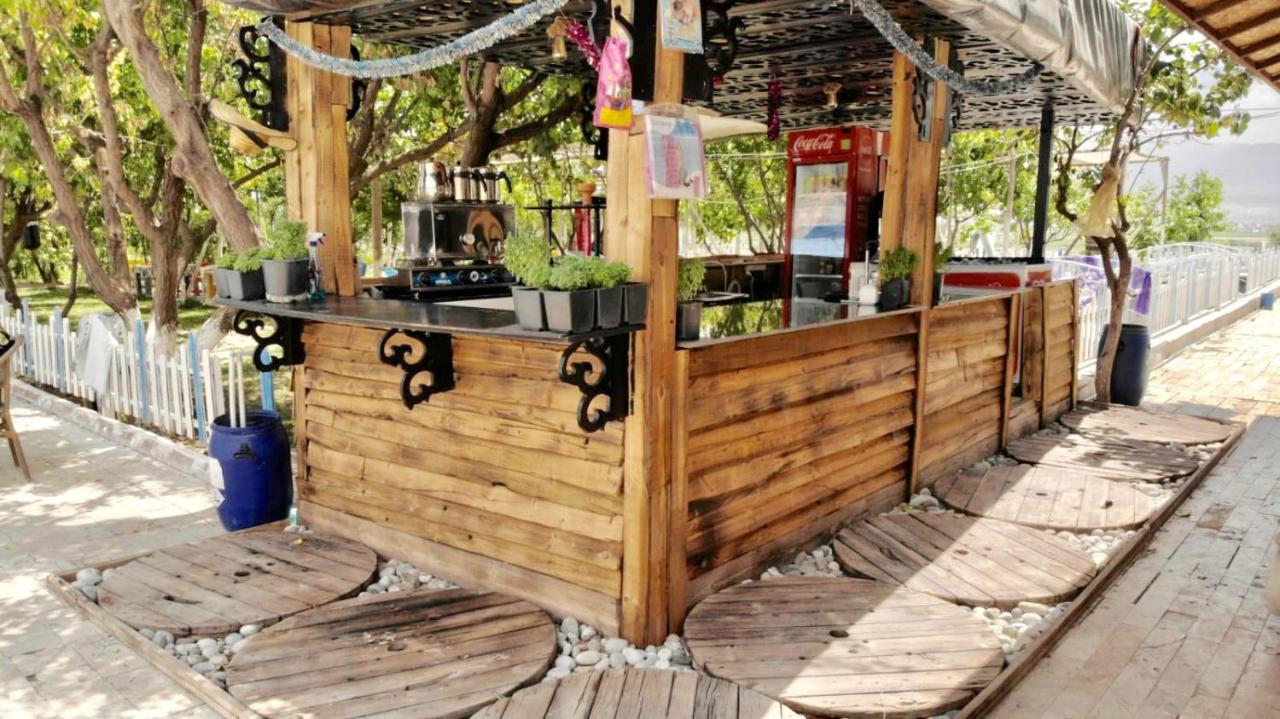 Joy Garden Bed & Breakfast Karahayit  Luaran gambar