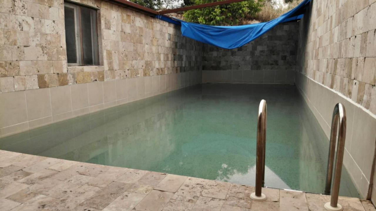 Joy Garden Bed & Breakfast Karahayit  Luaran gambar